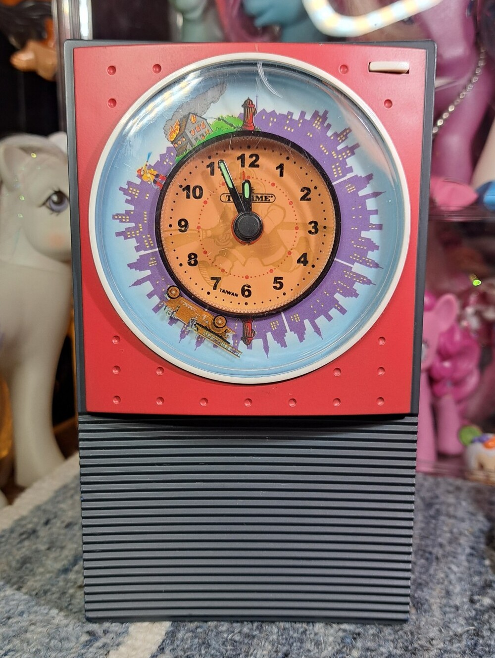 Vintage Teltime Firefighter Fireman Firetruck Alarm Clock